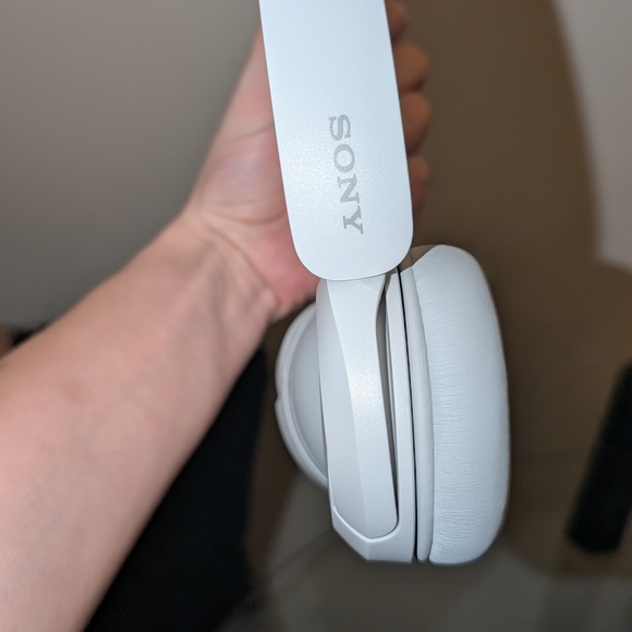 Sony Other - Sony White Over-Ear Headphones